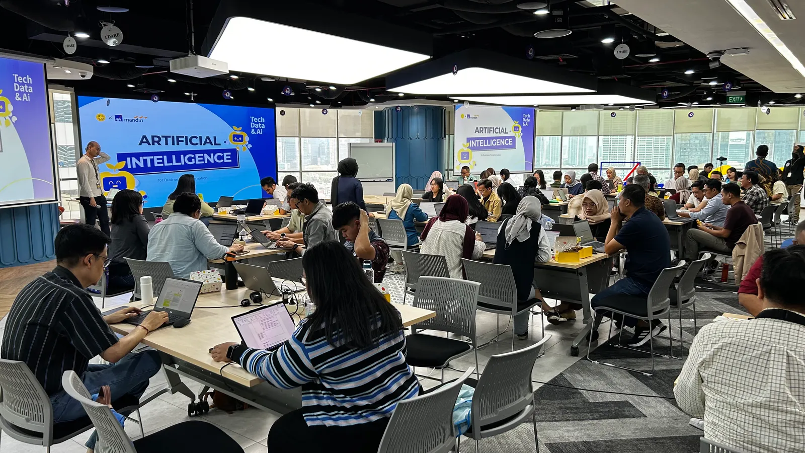 AXA Mandiri Kolaborasi dengan RevoU untuk Membangun Angkatan Kerja Masa Depan Lewat Kapabilitas Tech, Data, dan AI outcome 1