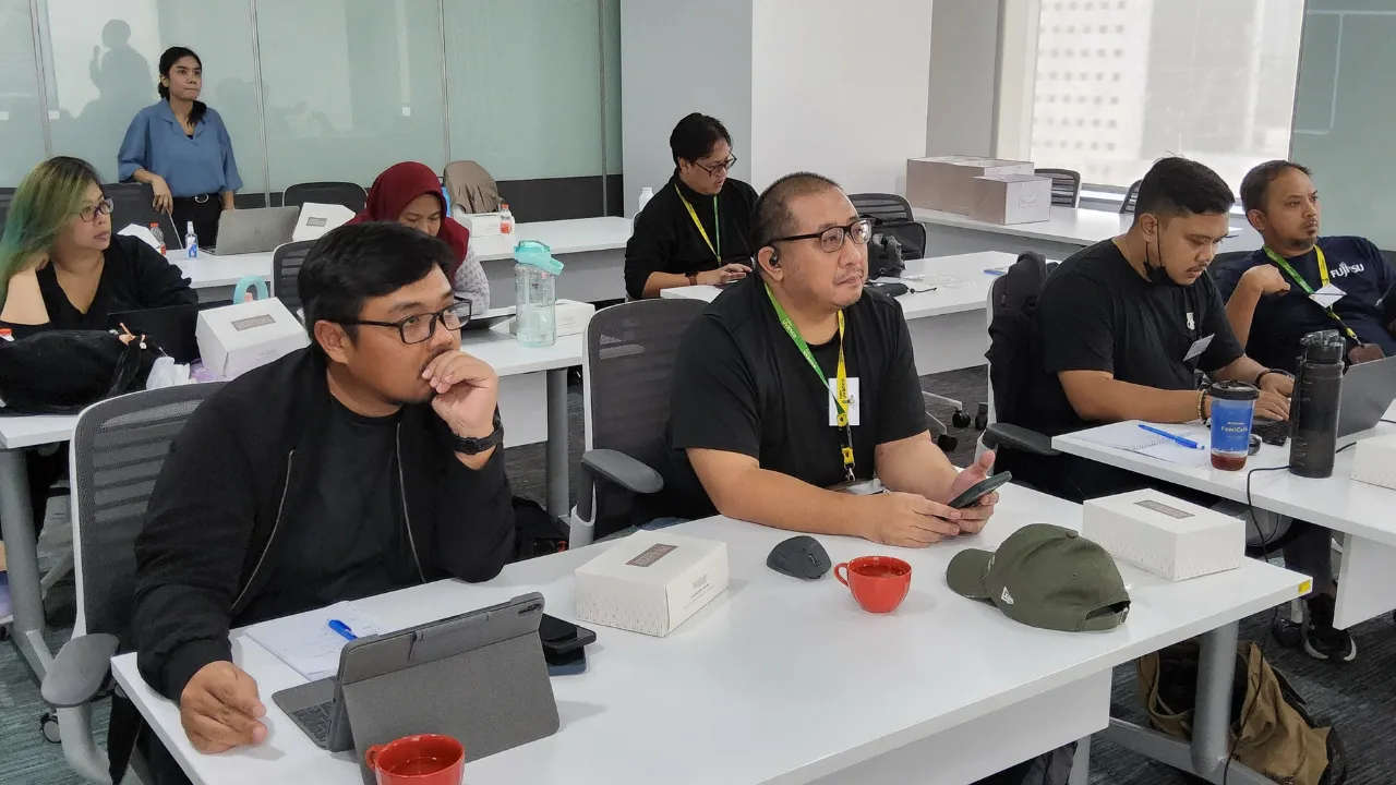 Fujitsu Indonesia training result 1