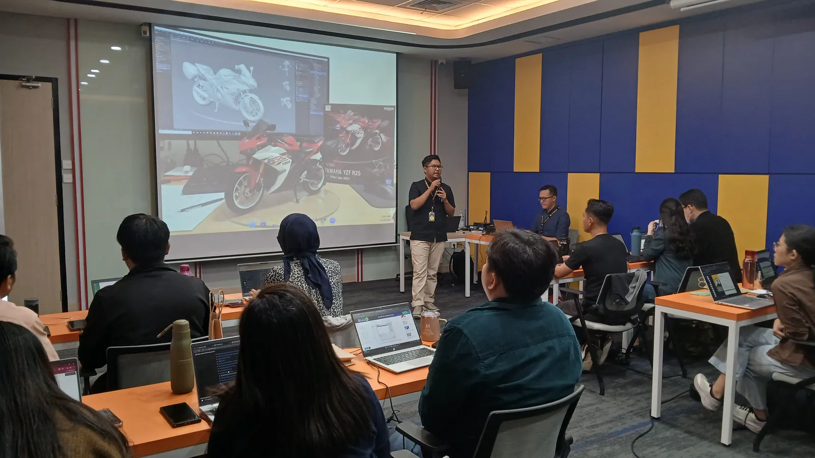 Erajaya Excel training result 1