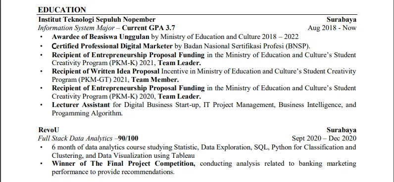 Contoh CV data analyst, Data diri apa saja yang harus dimasukkan ke dalam CV?