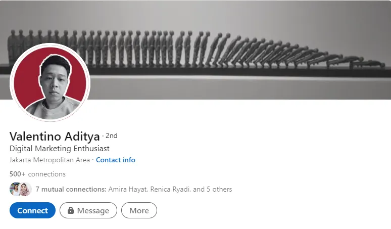 Digital Marketing Strategist alumni RevoU - Valentino Aditya